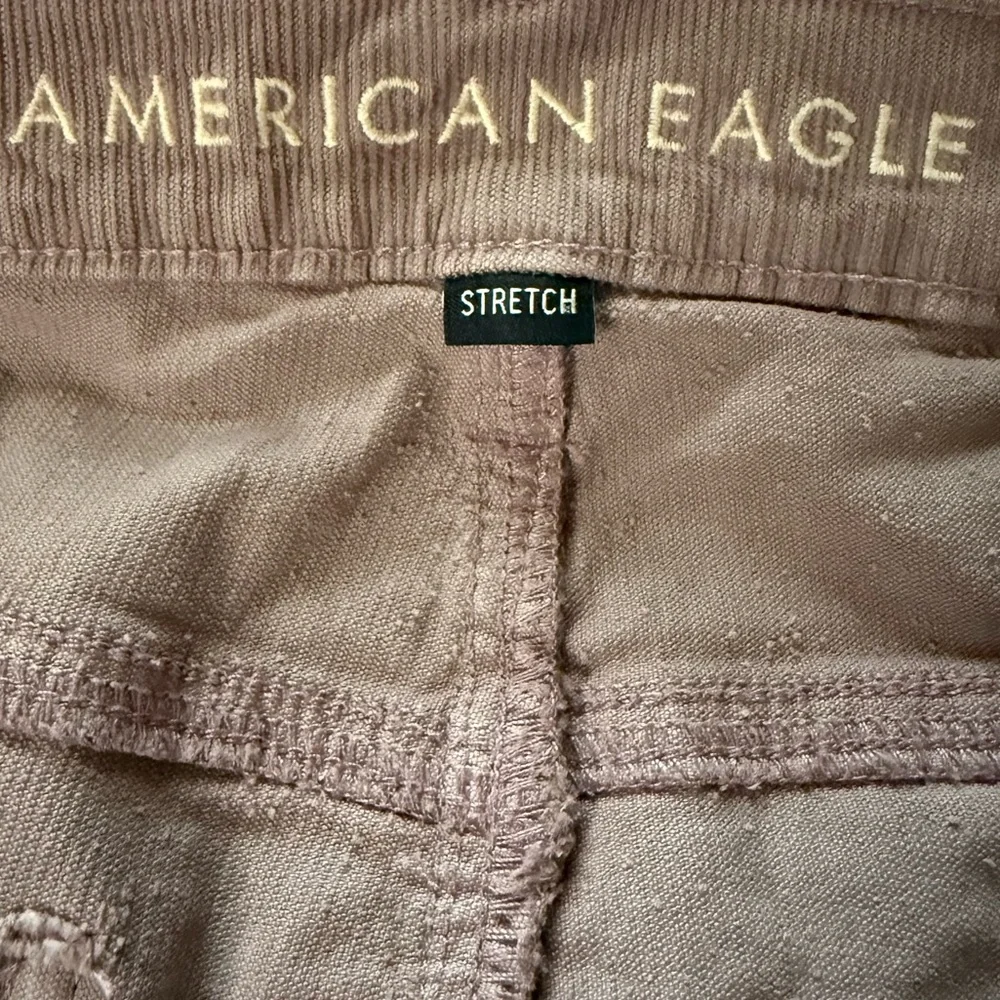 American Eagle Taupe/Mauve  Stretch Corduroy Pants size 12 - Picture 2 of 9